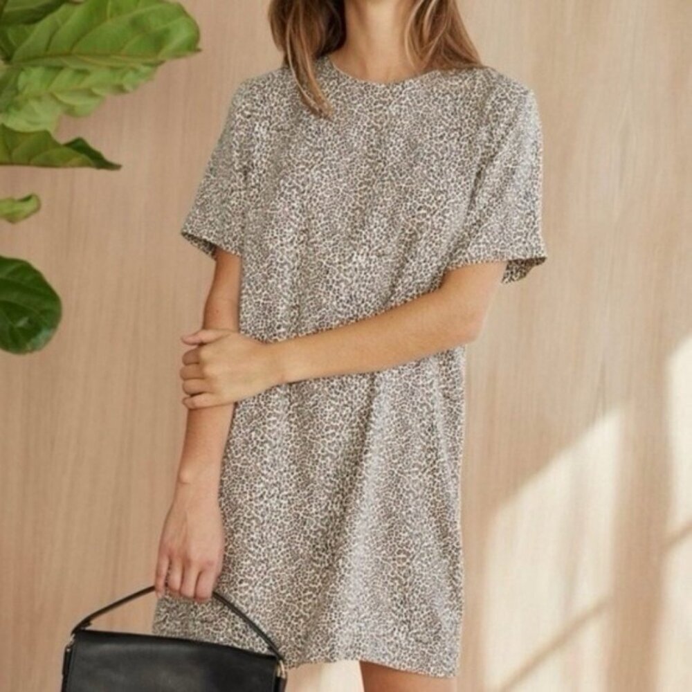 Jenni Kayne Shift Mini Dress MEDIUM Leopard‎ Round Neckline Tee MADE IN USA